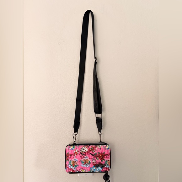 Ed Hardy Small Pink & Black Tattoo Print Crossbody Bag-NWT - Picture 6 of 7
